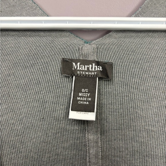 MARTHA STEWART Open Front Ruana Reversible Cape Sweater - Picture 5 of 7